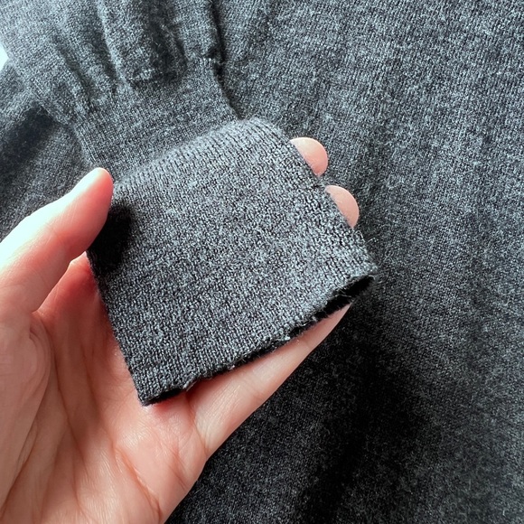 Badgley Mischka. Womens Grey 100% Merino Wool Pullover Fall Sweater Medium - Picture 7 of 9